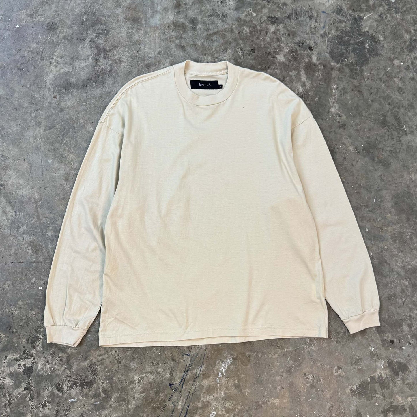 LONGSLEEVE TEE IN OAT