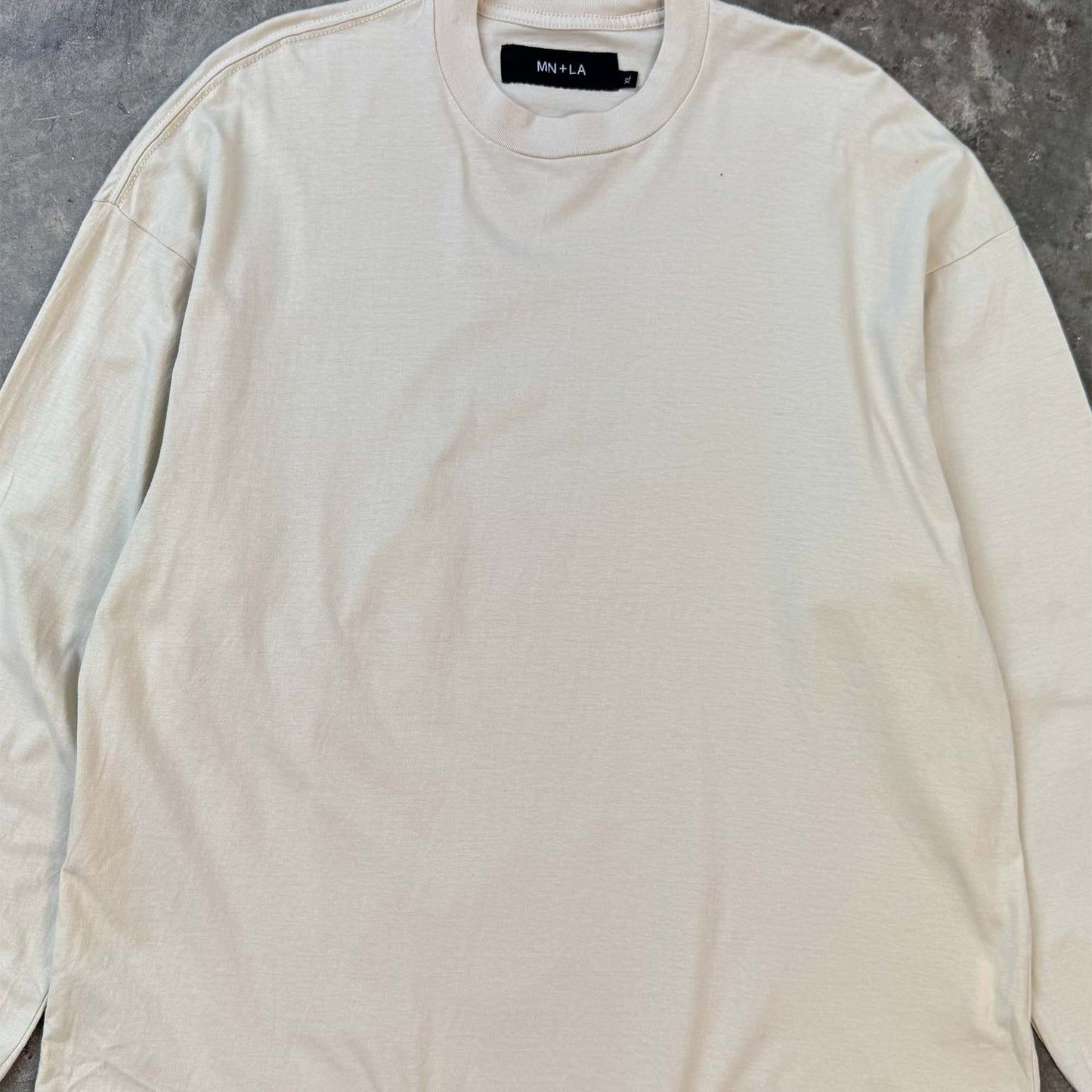 LONGSLEEVE TEE IN OAT