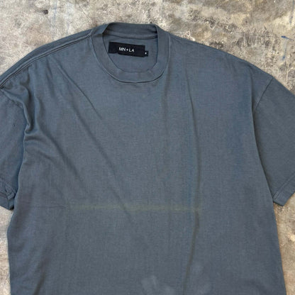 BOX LITE TEE IN CEMENT GREY