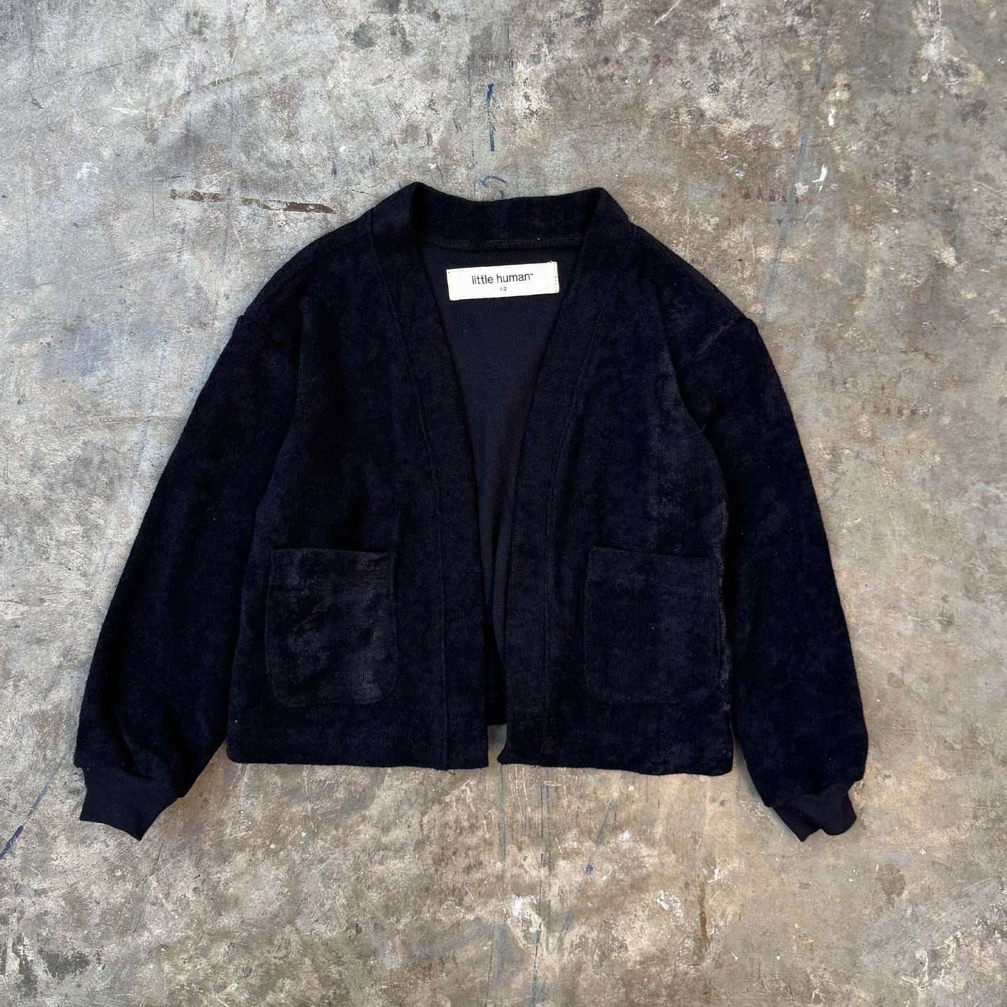 LITTLE HUMAN™ TOWEL CARDIGAN IN ANTHRACITE