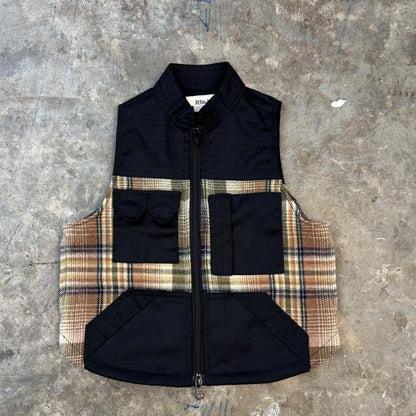 LITTLE HUMAN™ VEST SAMPLE 001