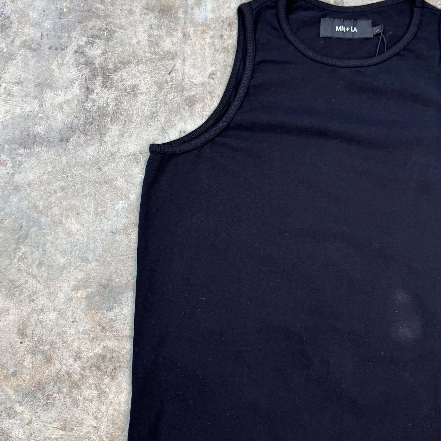 FEMME UNDERSHIRT SAMPLE 001