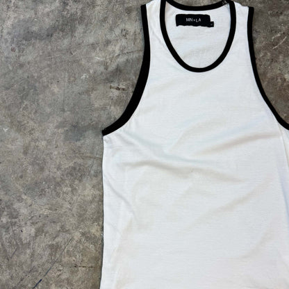 UNDERSHIRT IN WHITE