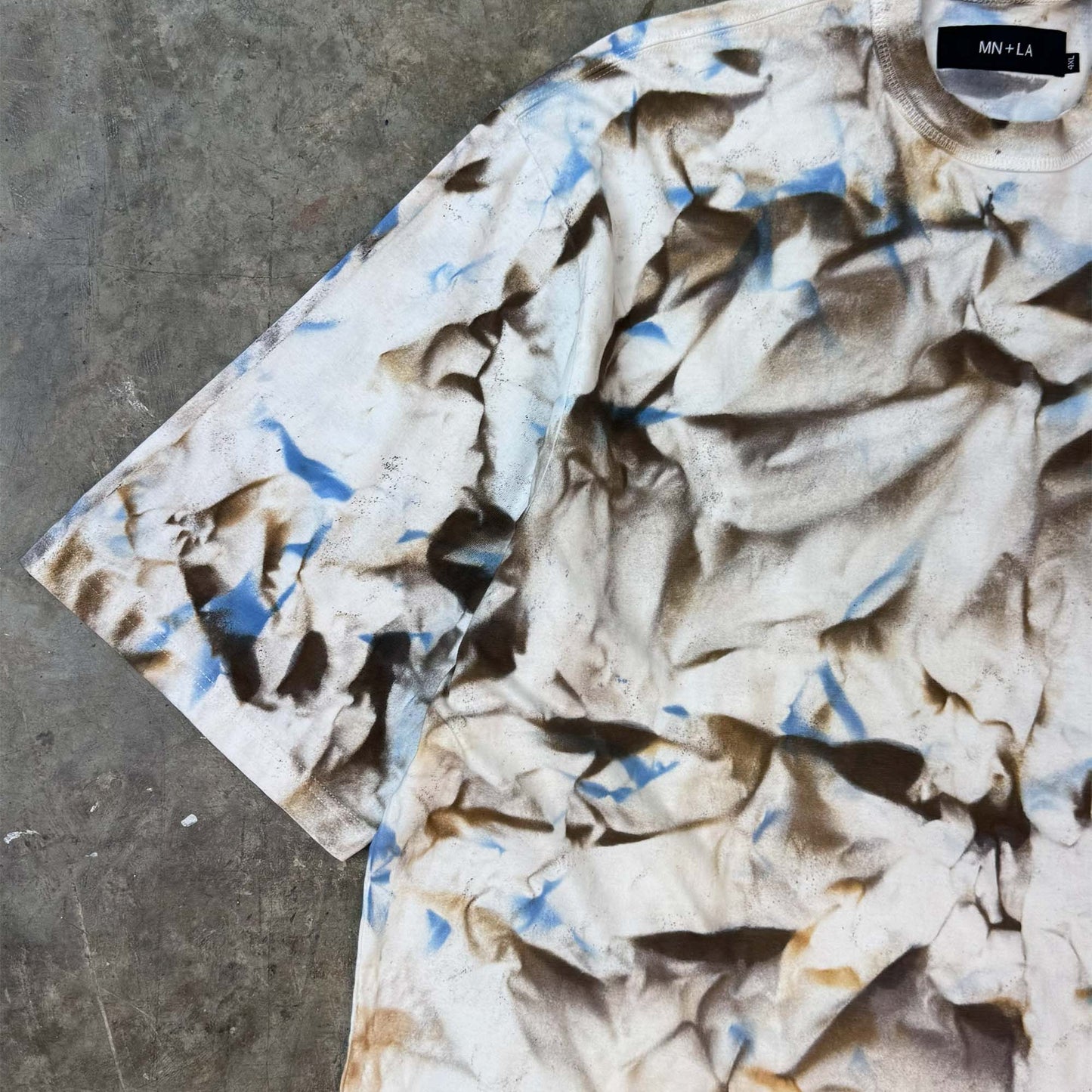 MN+LA™ MOCK NECK TEE SAMPLE 007