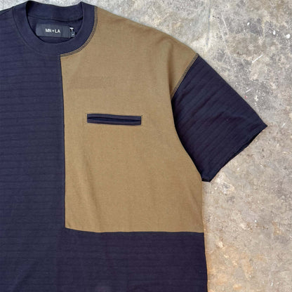 NEEDLEWORK POCKET TEE V2 IN TAIGA
