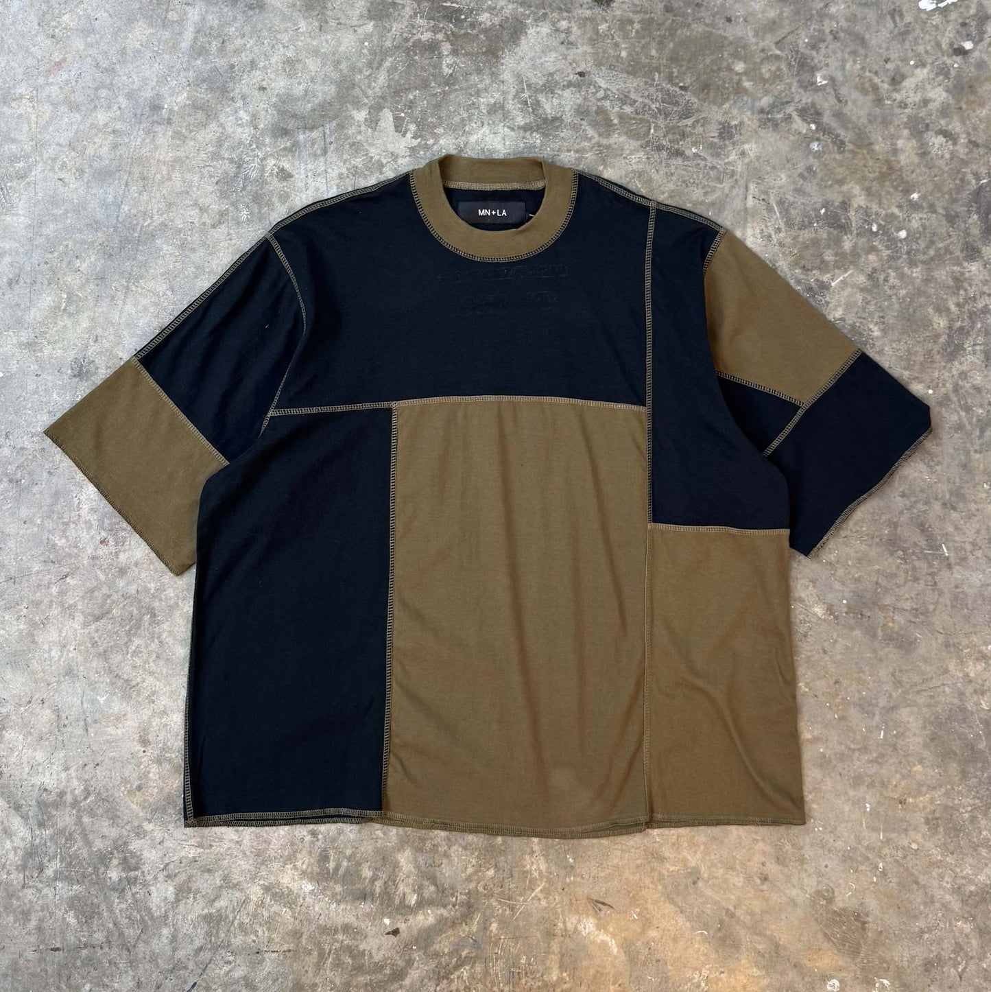 MN+LA™ NEEDLEWORK POCKET TEE 002