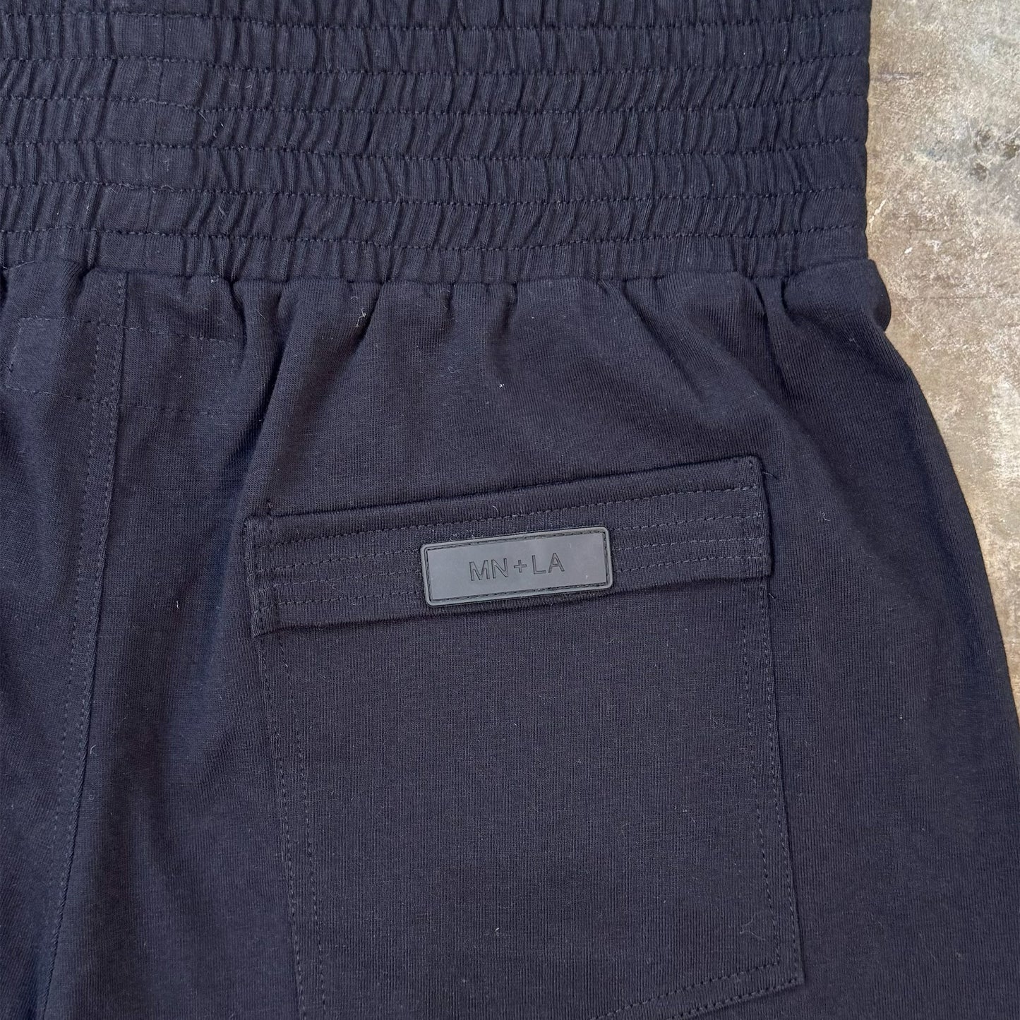 KNUCKLEHEAD MESH SHORTS IN STEALTH