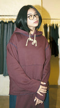 EXO™ CUTOFF HOODIE IN WINE/NAVY