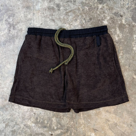 TOWEL TERRY HOUSE SHORTS IN CHARCOAL GREY