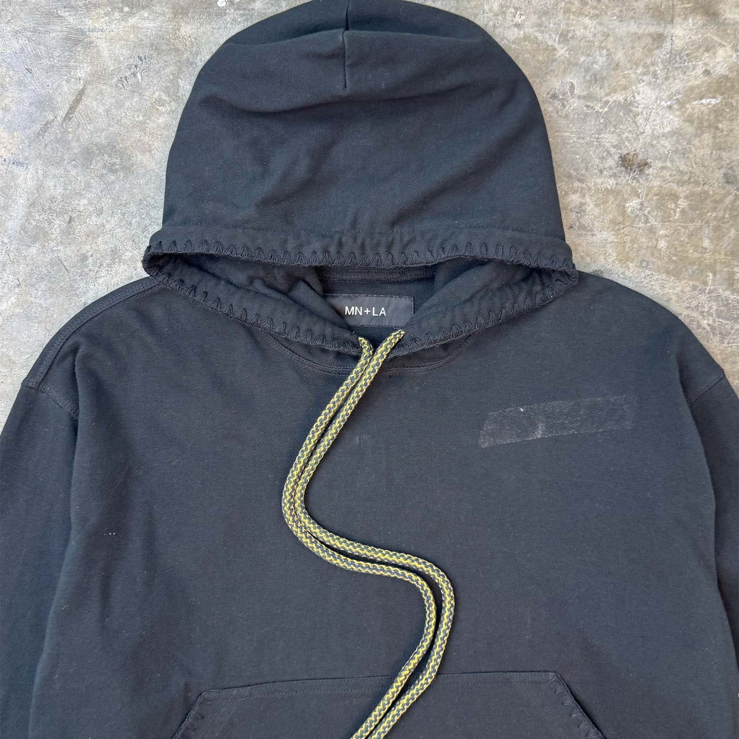 INCA HOODIE IN CAVIAR