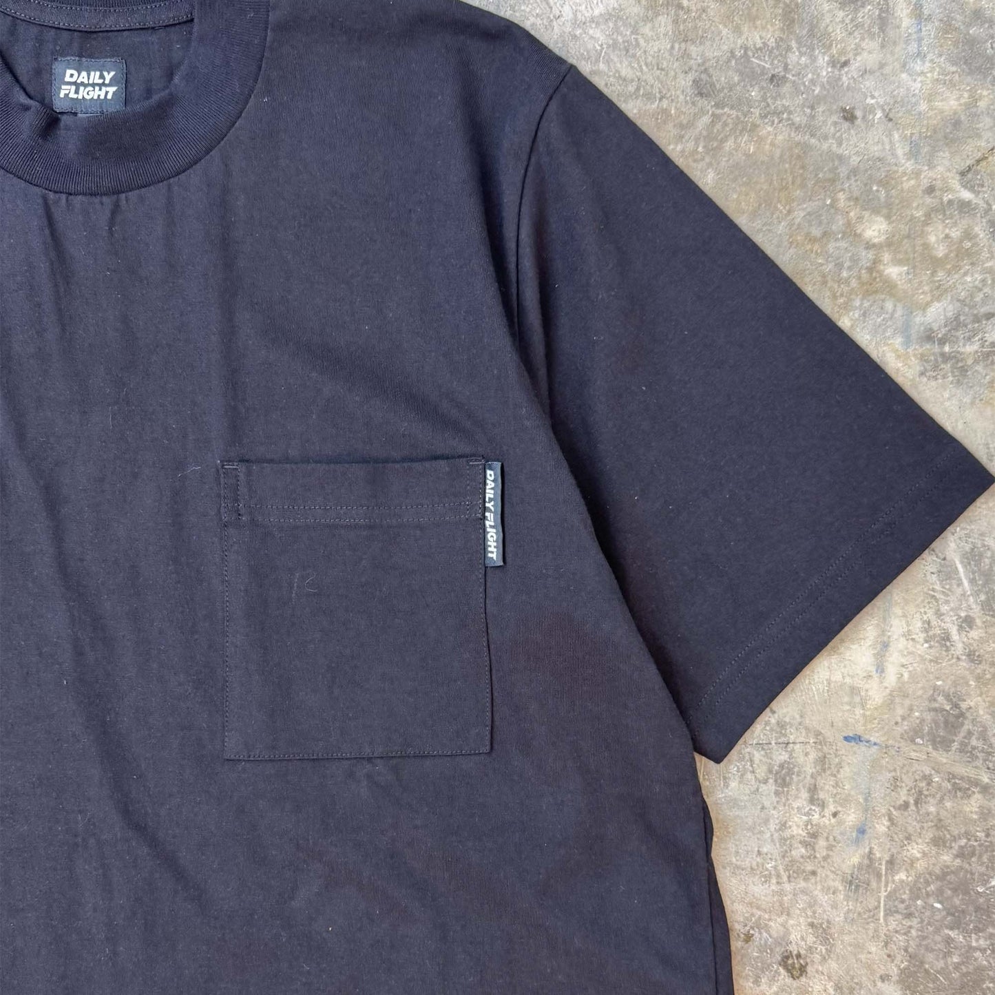DAILY FLIGHT TOP SAMPLE 001