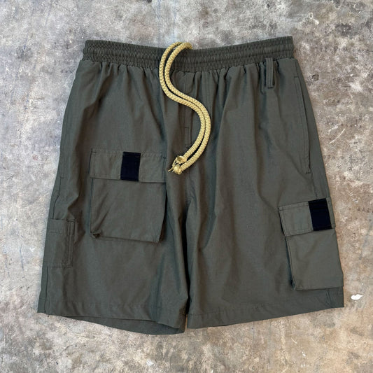 OLIVE 7 POCKET SHORTS