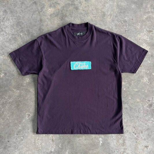 "CHOKE" TEE IN SHADOW PURPLE