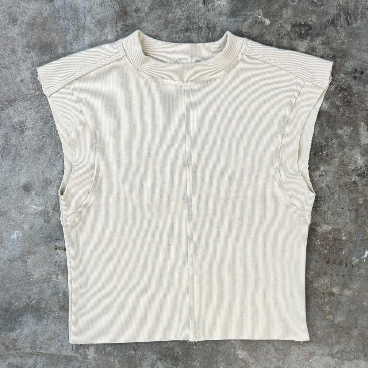 LEILA IN OAT