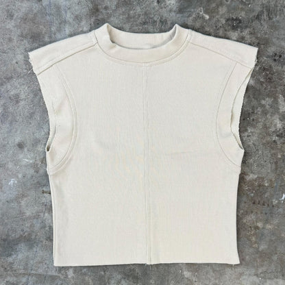 LEILA IN OAT