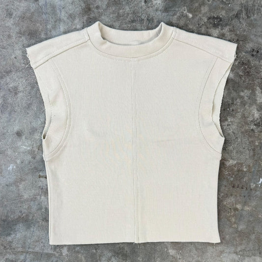 LEILA IN OAT
