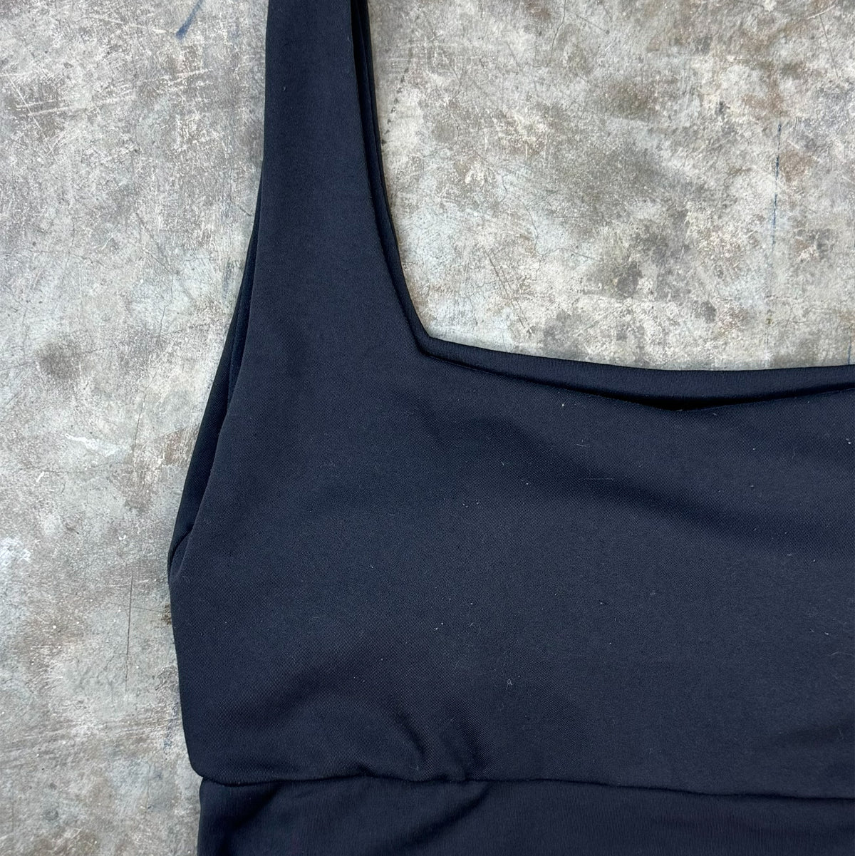 FEMME SPORTS BRA SAMPLE 002