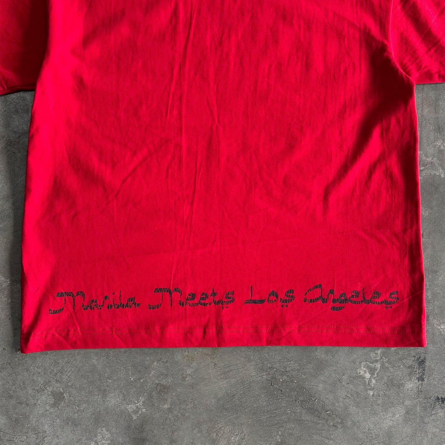 "LOVE HURTS" TEE IN RARRI RED