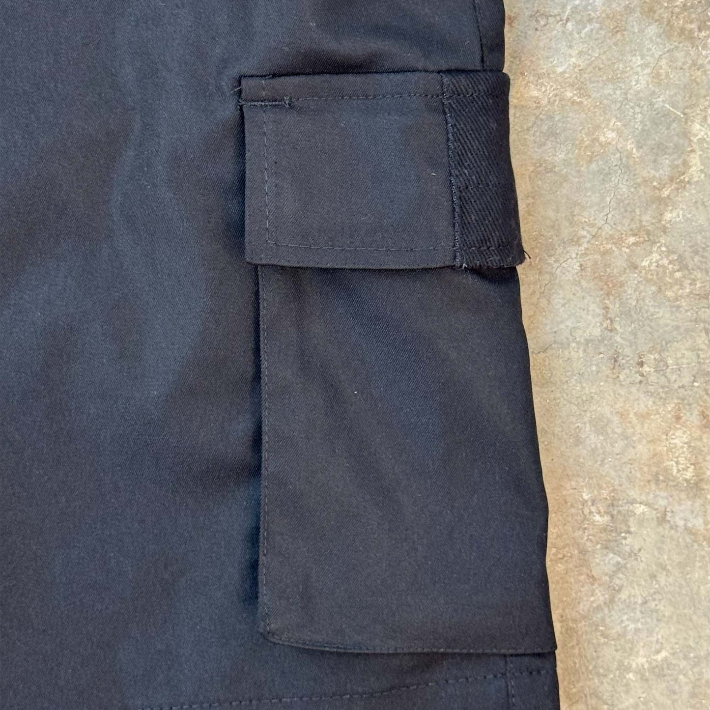 GRAPHITE TWILL 7 POCKET SHORTS