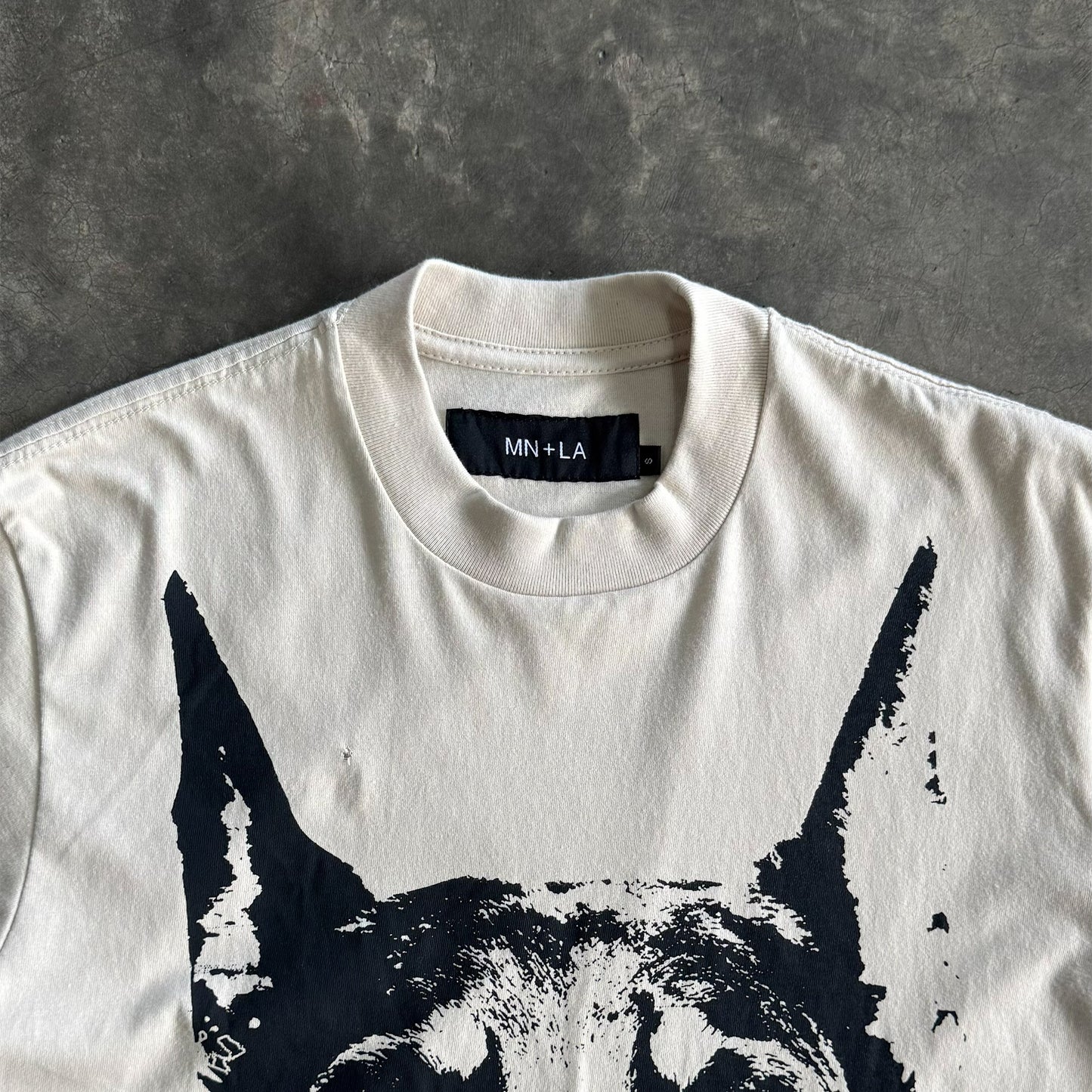 "HELL HOUND" TEE IN OAT