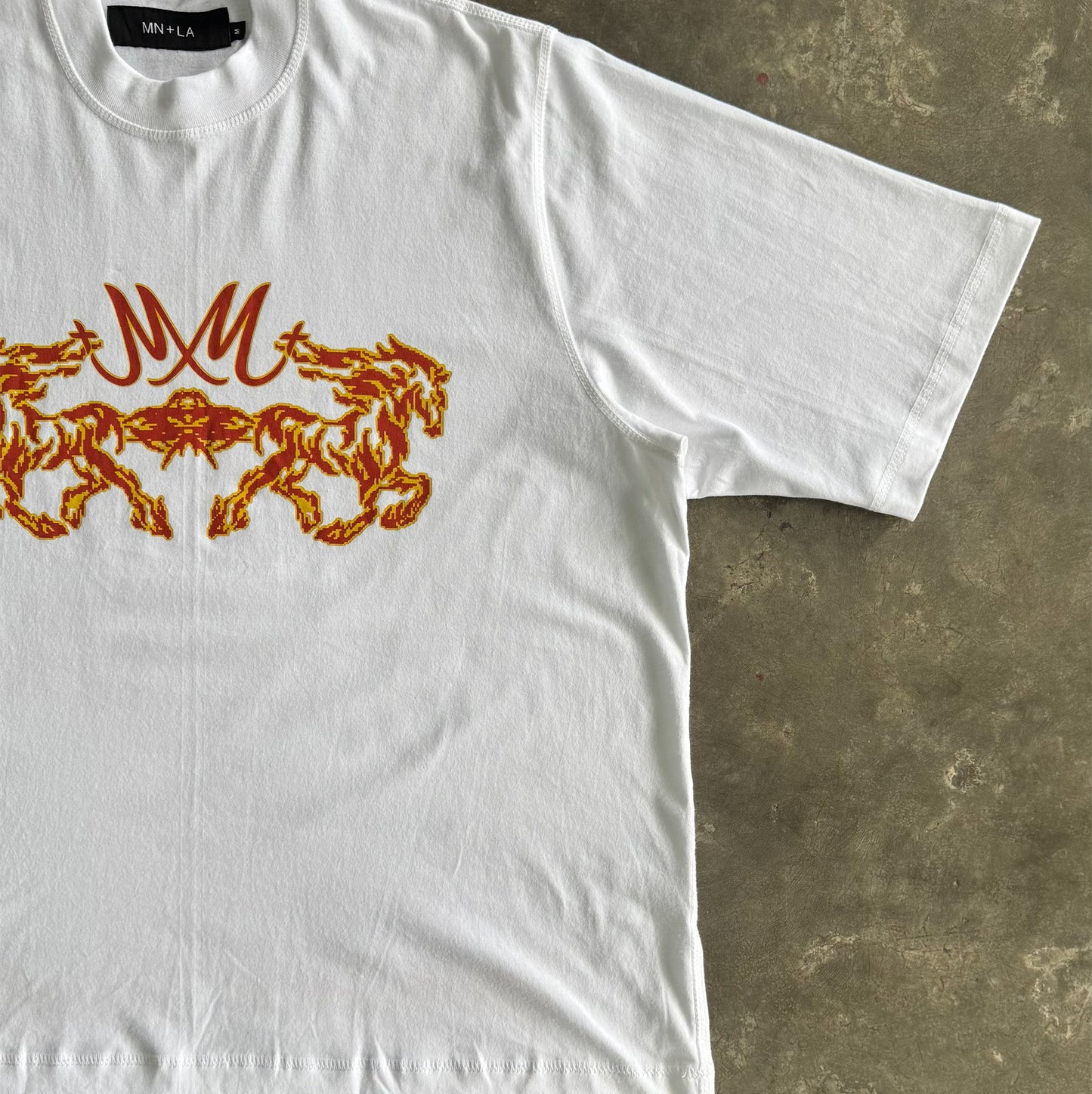 “BURNING STALLION” TEE IN WHITE