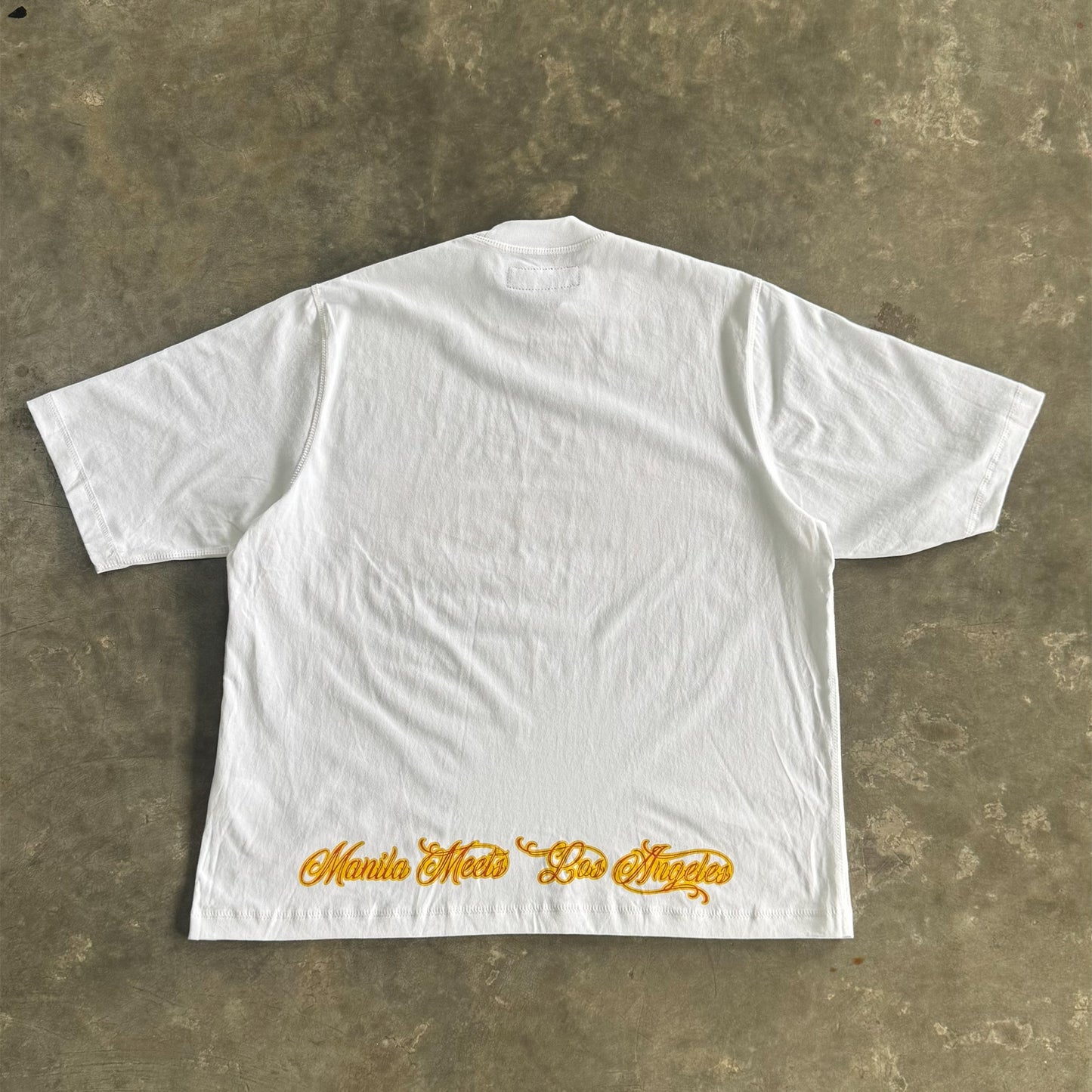 “BURNING STALLION” TEE IN WHITE
