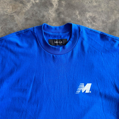 "OUTDOOR EXPLORATION" TEE IN ELECTRIC BLUE