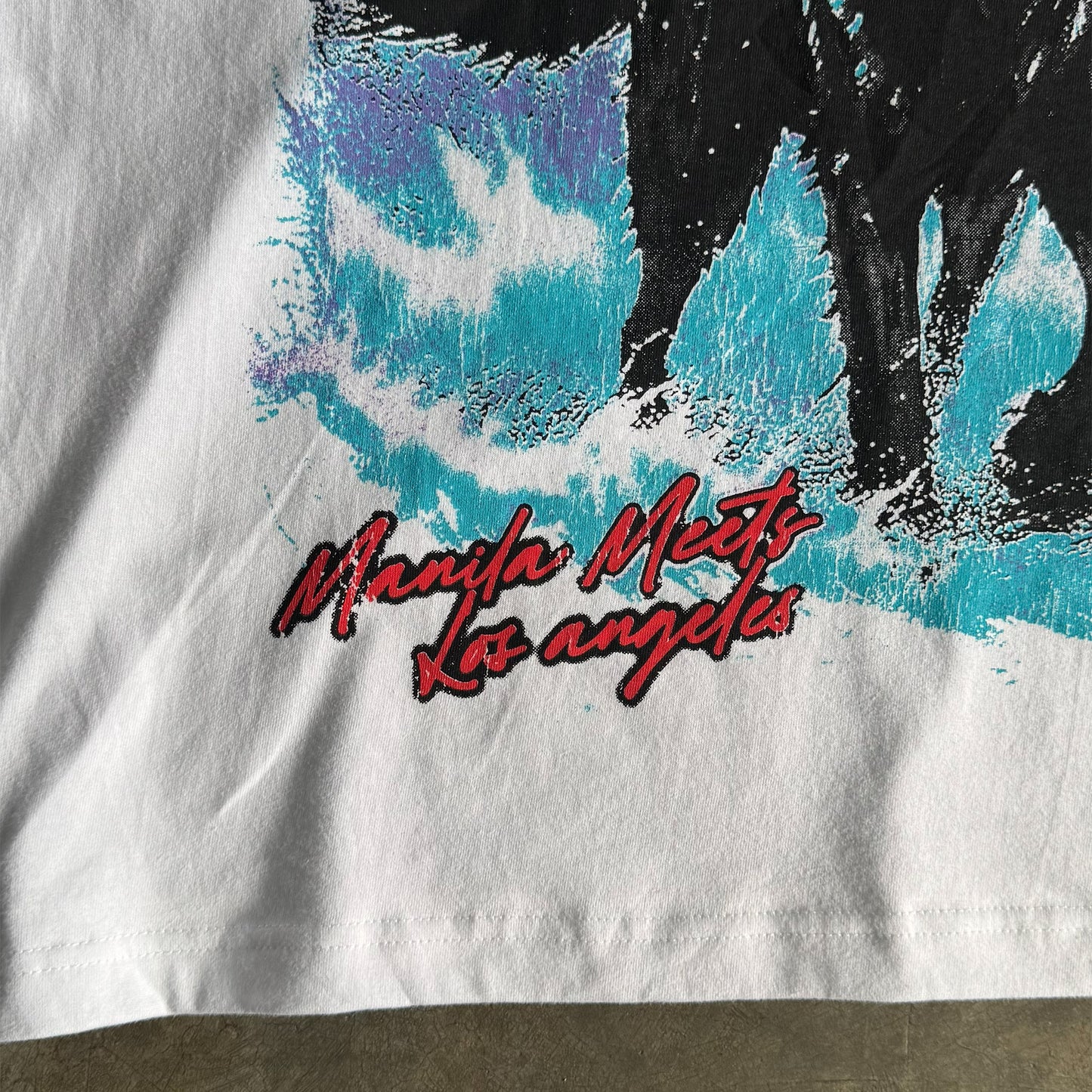 "LYCAN" TEE IN WHITE