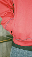 CONTRAST QUARTER ZIP SWEATSHIRT IN FADED RED