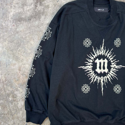 "MONARCH CROSS" SWEATSHIRT IN CAVIAR