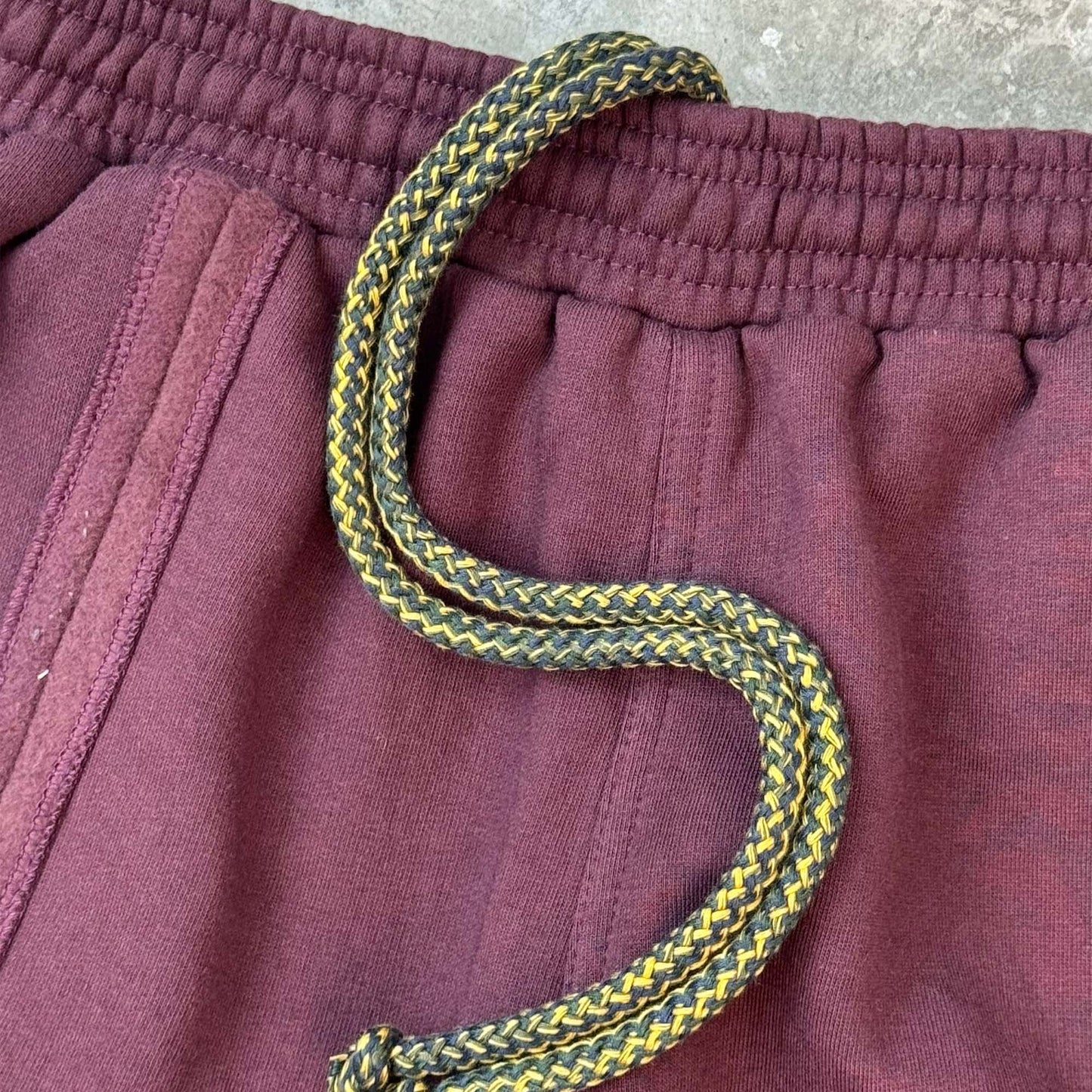 HARPER SWEATPANTS IN WINE
