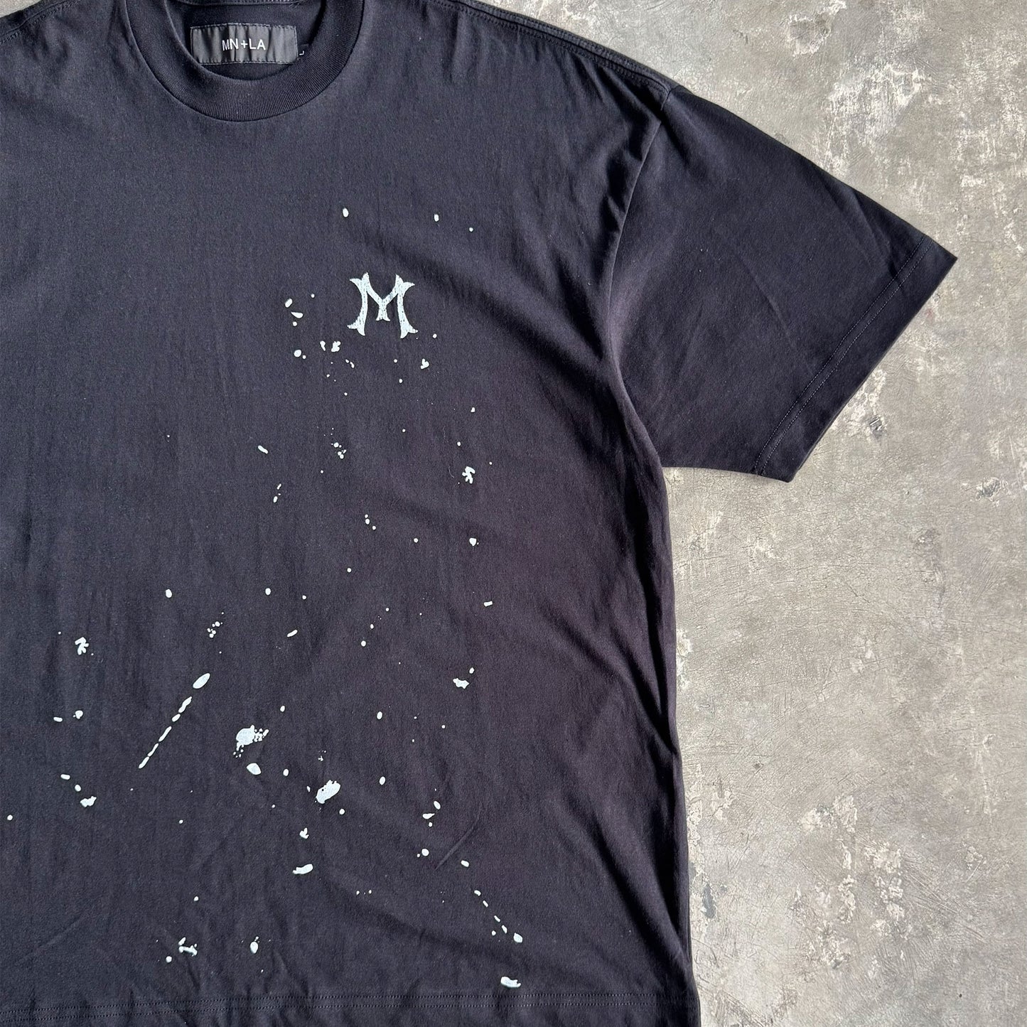 "HITTER" V3 BOX TEE TEE IN CAVIAR