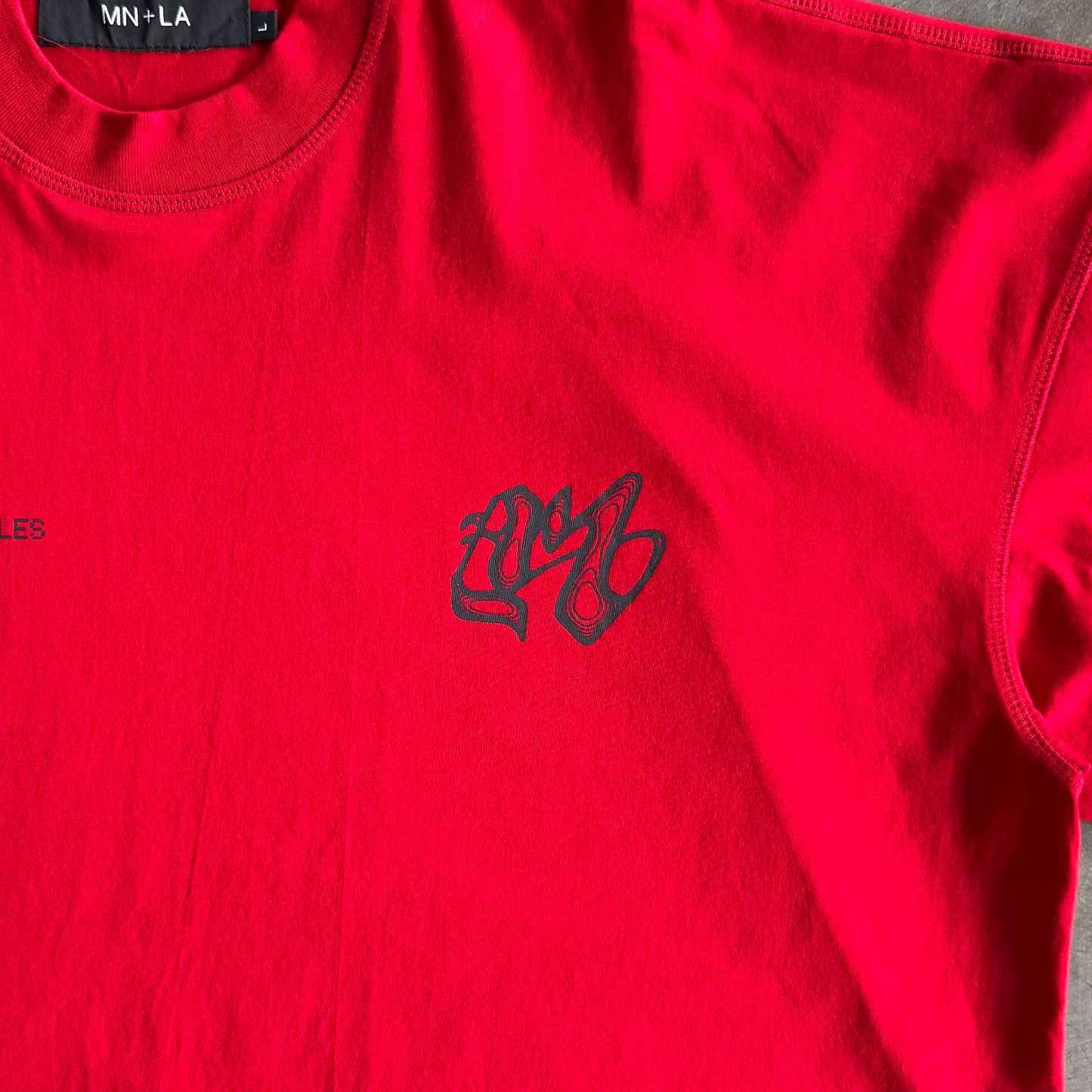 M'$ RIFT VAST TEE IN RARRI RED