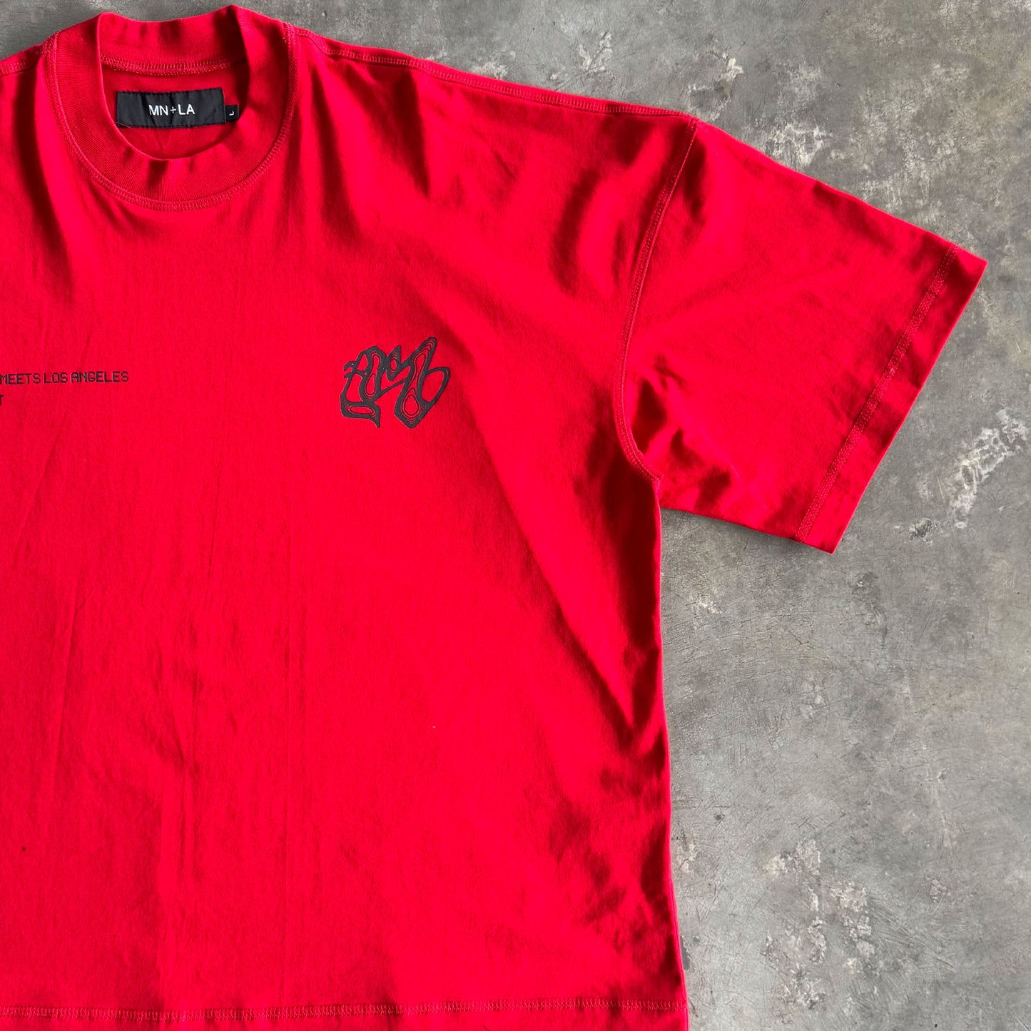 M'$ RIFT VAST TEE IN RARRI RED