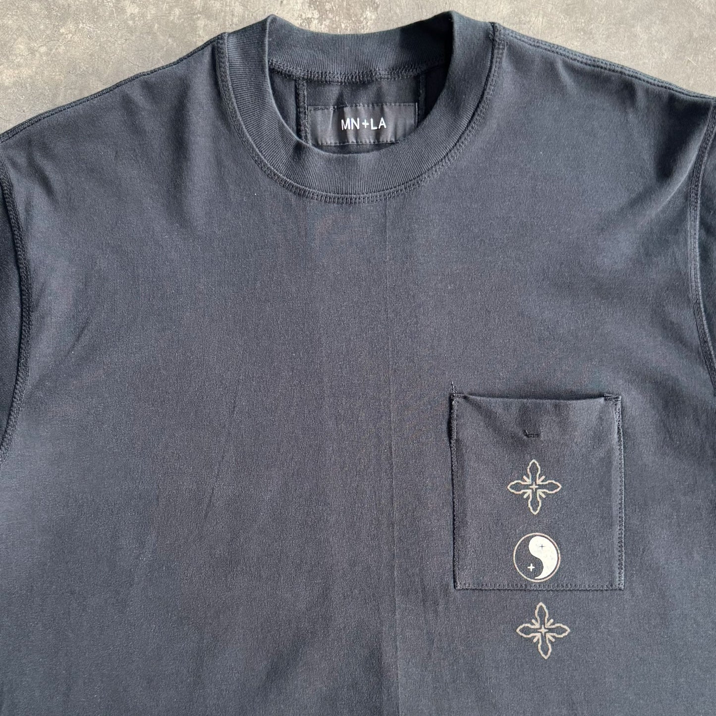 "BALANCE" MOCK NECK POCKET TEE V2 IN CAVIAR