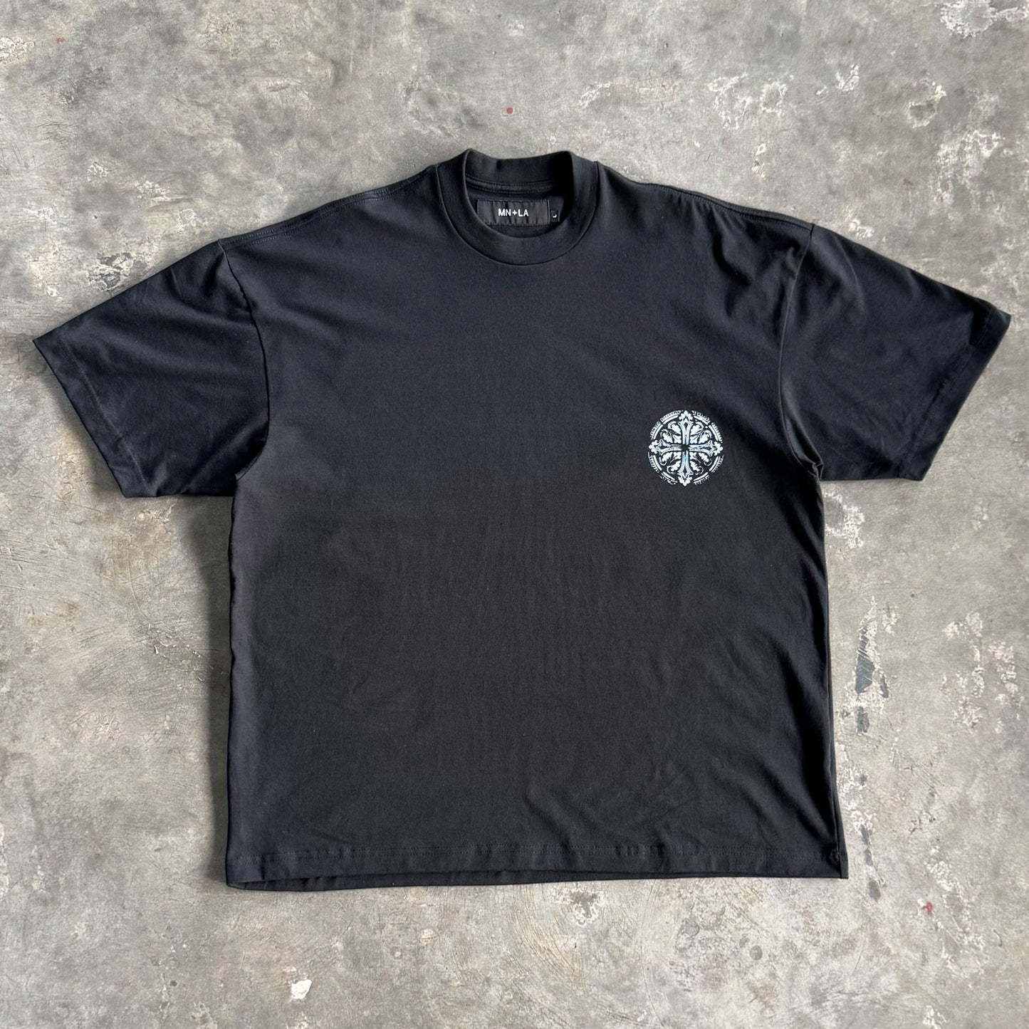 "IRON CROSS" TEE IN ANTHRACITE