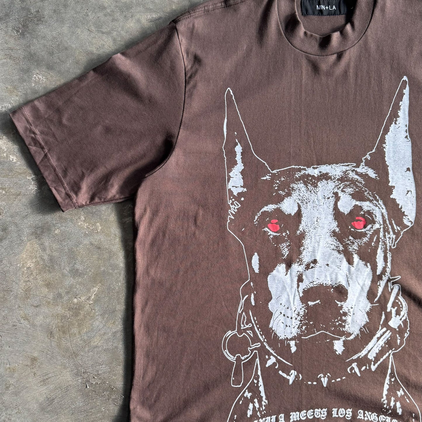 "HELL HOUND" TEE IN WOOD