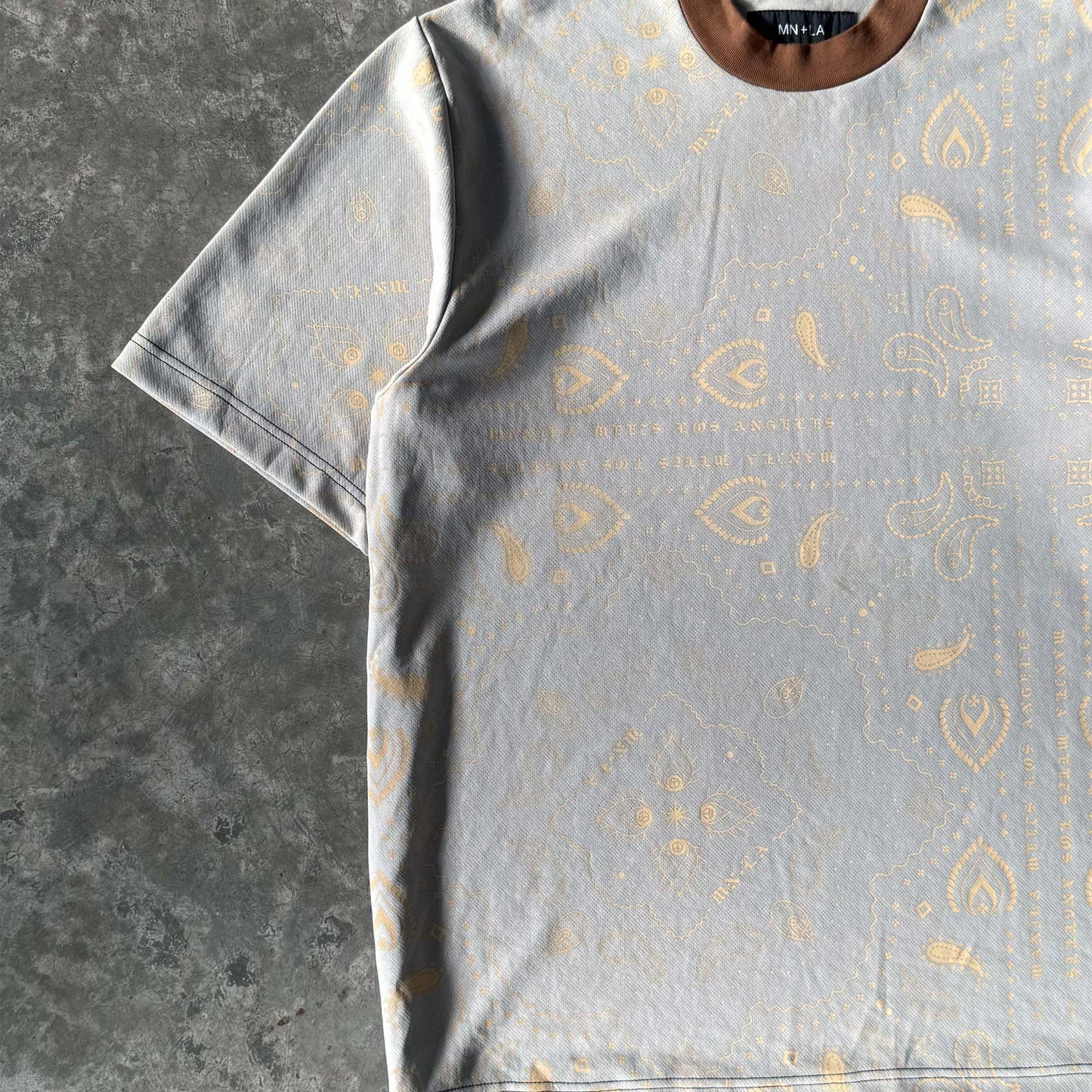 PEACE PAISLEY OVERSIZED TEE IN STEEL WOOD