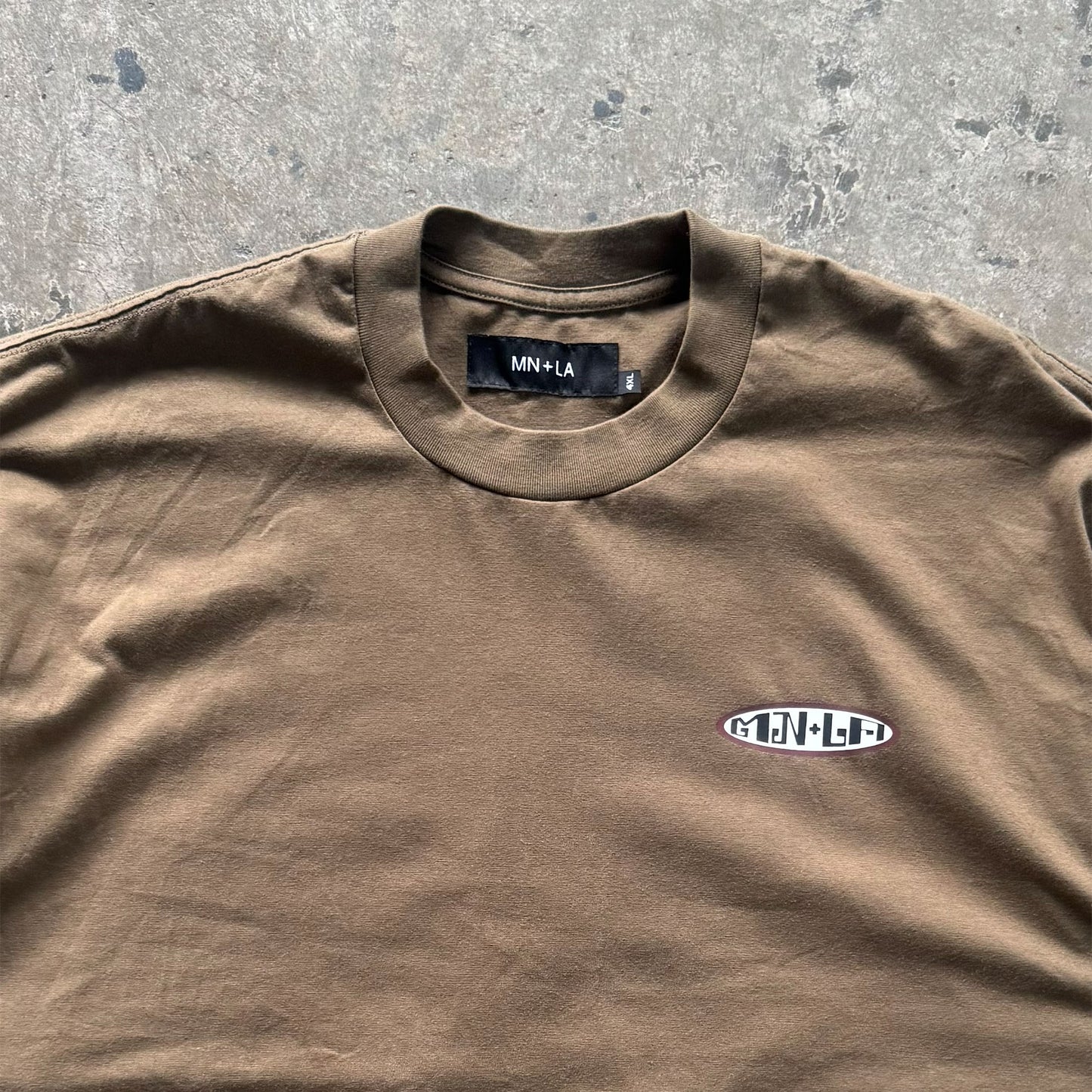 "THAI" TEE IN OLIVE