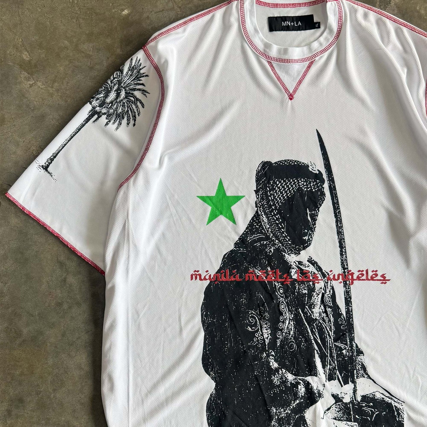 "DESERT PHANTOM" TEE IN WHITE