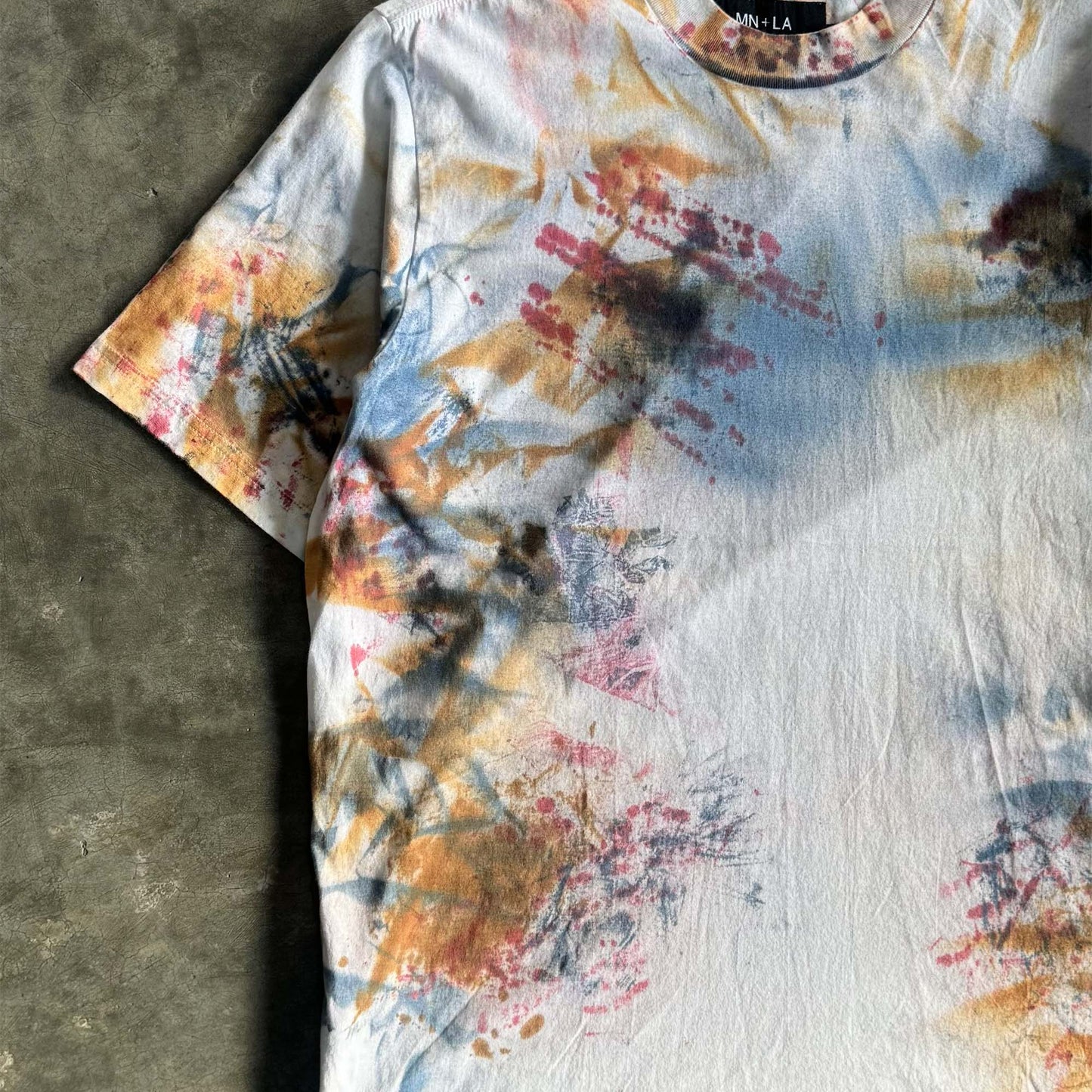 MOCK NECK TEE TIE DYE WASH