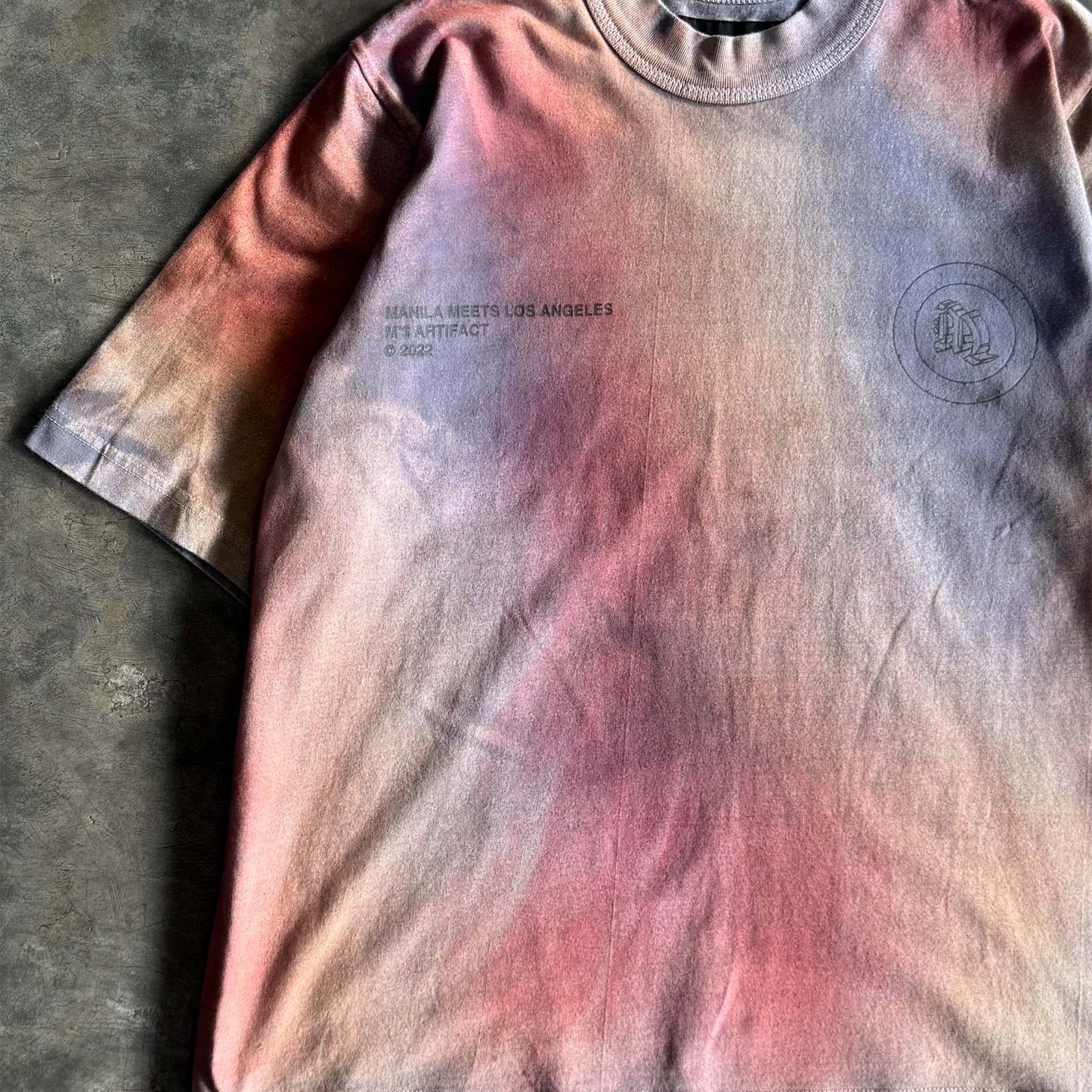 "M'$ ARTIFACT" MOCK NECK TEE IN HEAT MAP