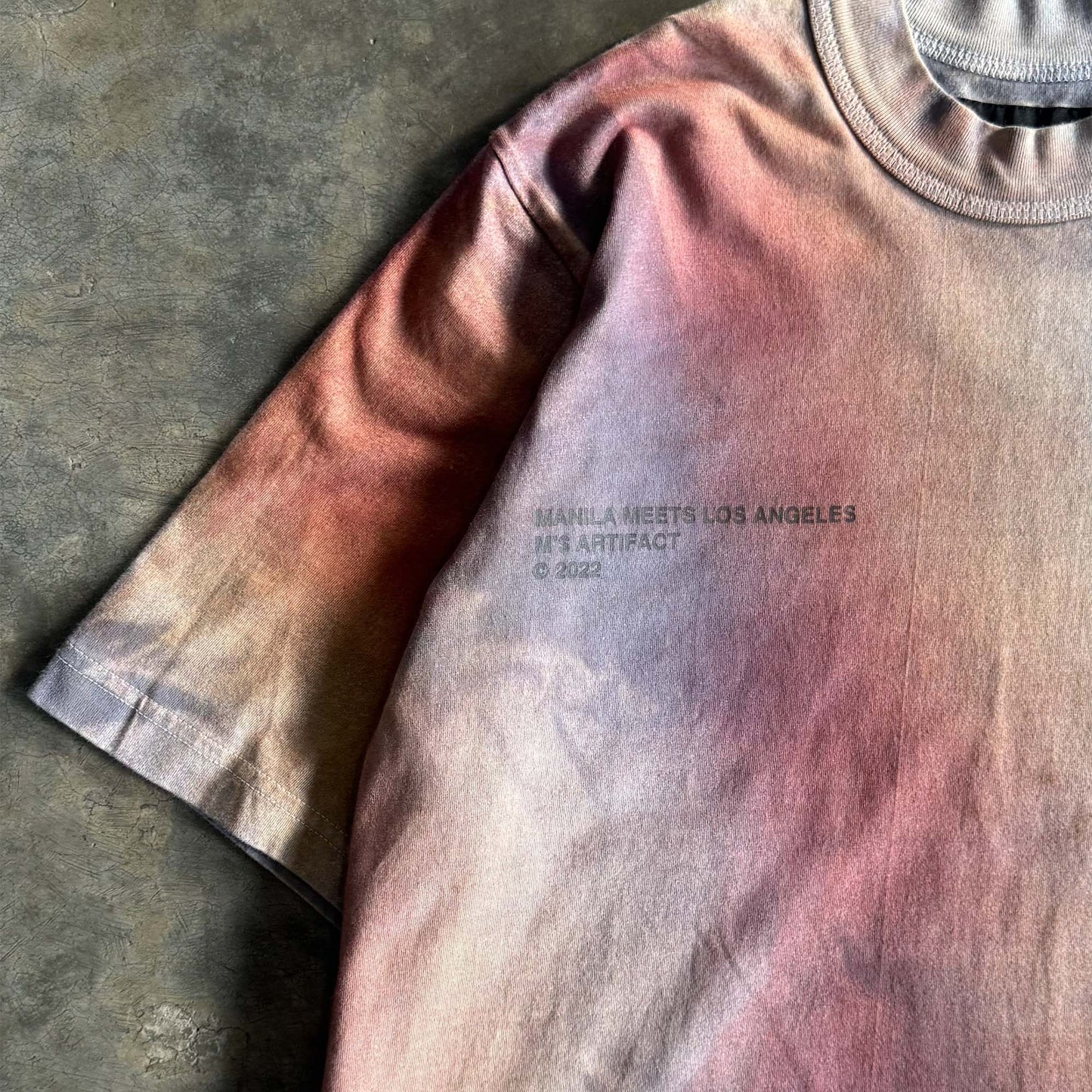 "M'$ ARTIFACT" MOCK NECK TEE IN HEAT MAP