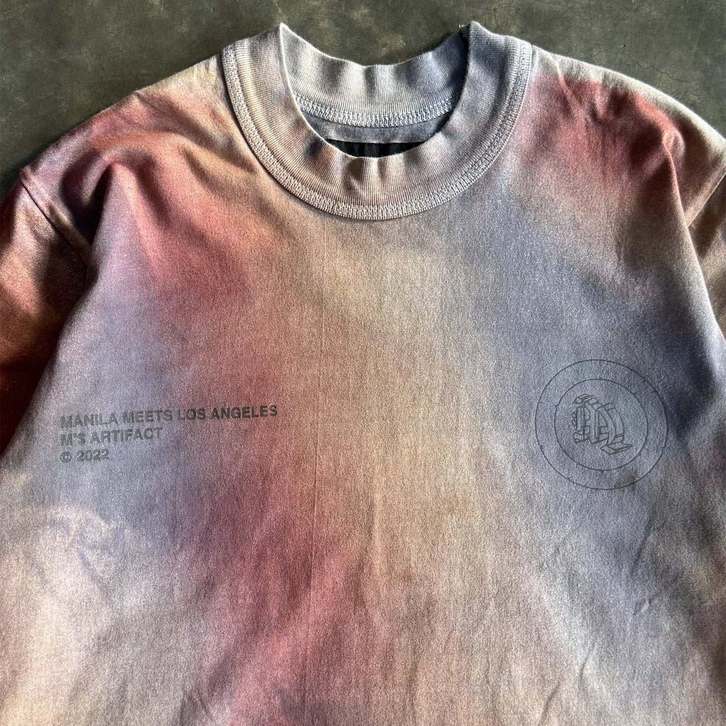 "M'$ ARTIFACT" MOCK NECK TEE IN HEAT MAP