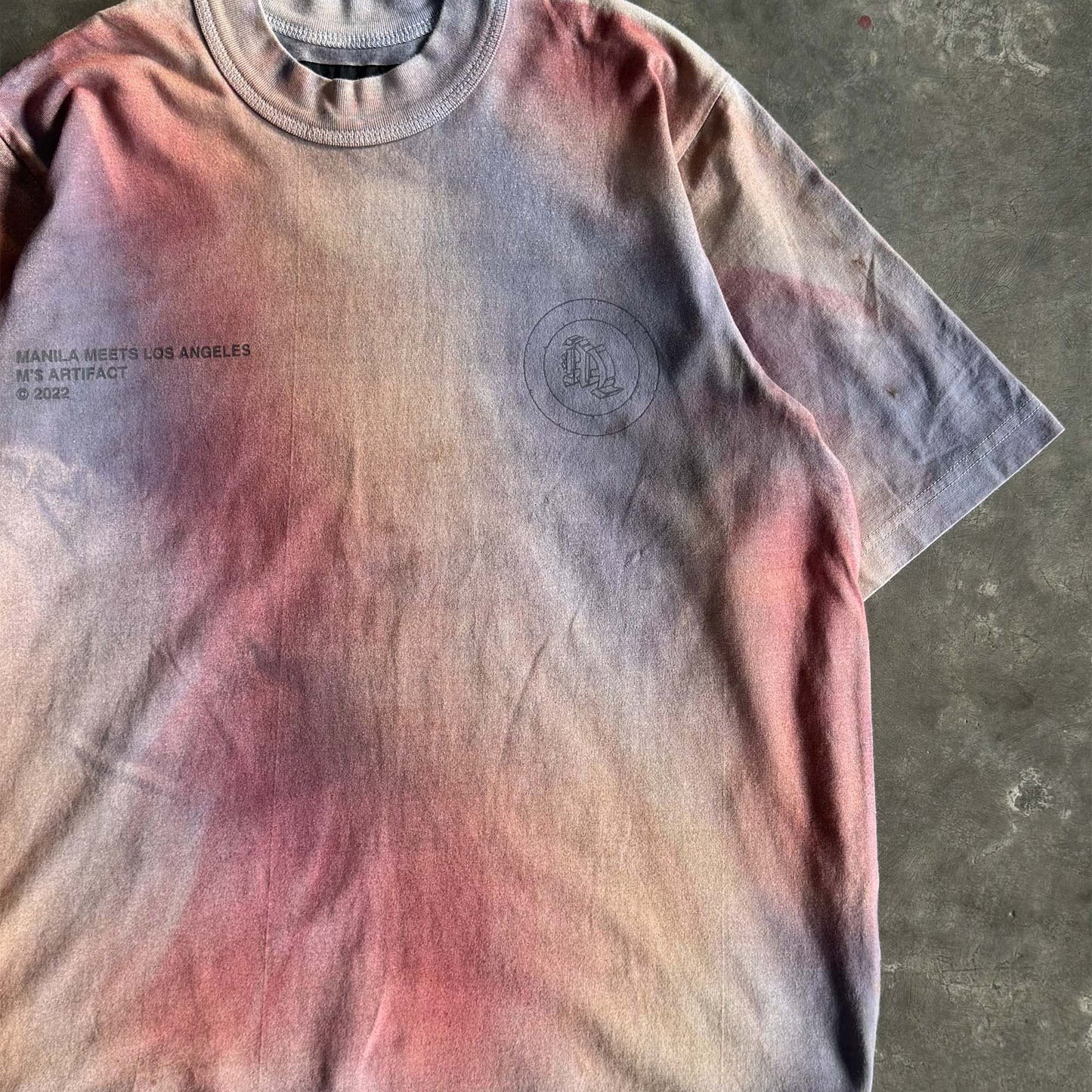 "M'$ ARTIFACT" MOCK NECK TEE IN HEAT MAP