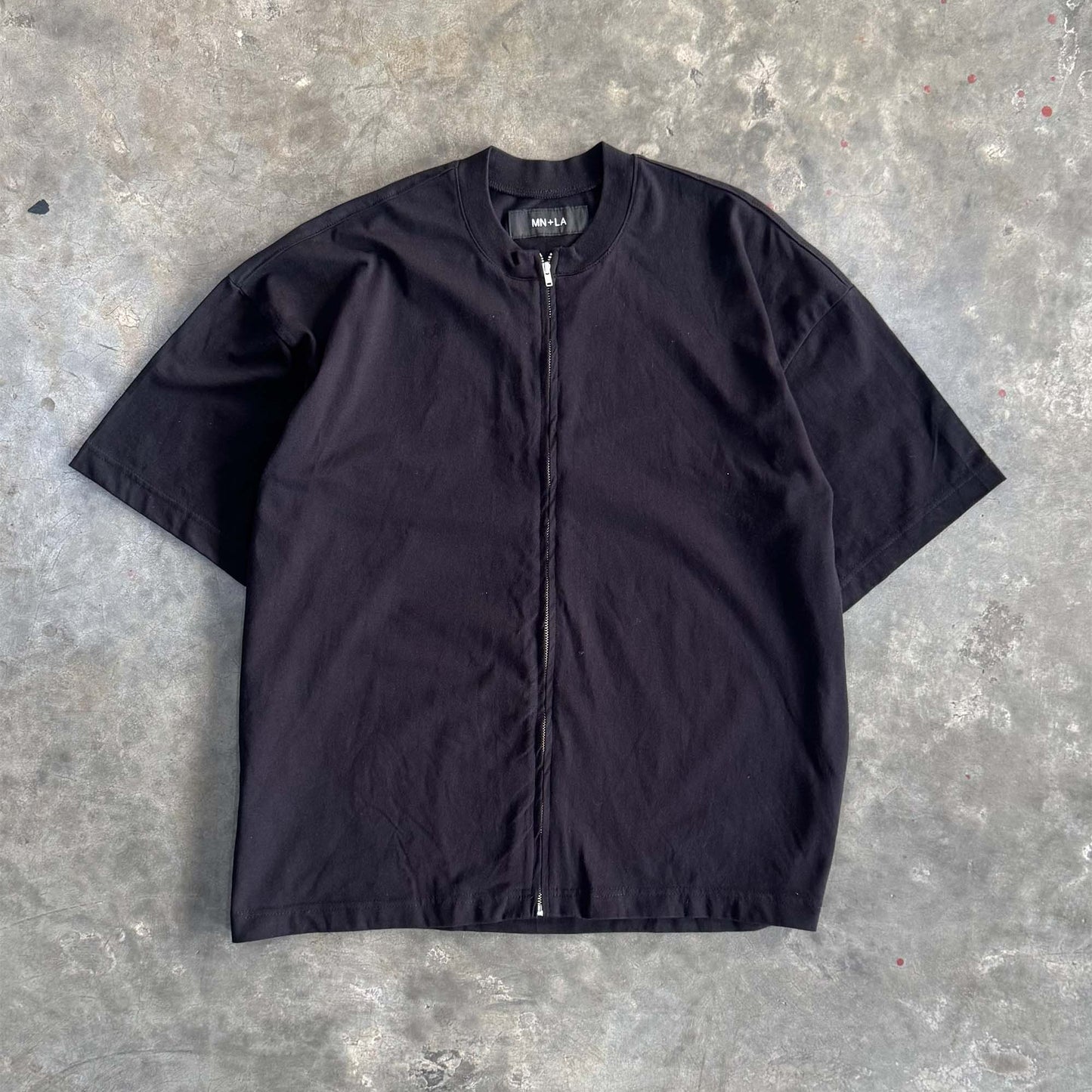 ZIP TEE SAMPLE