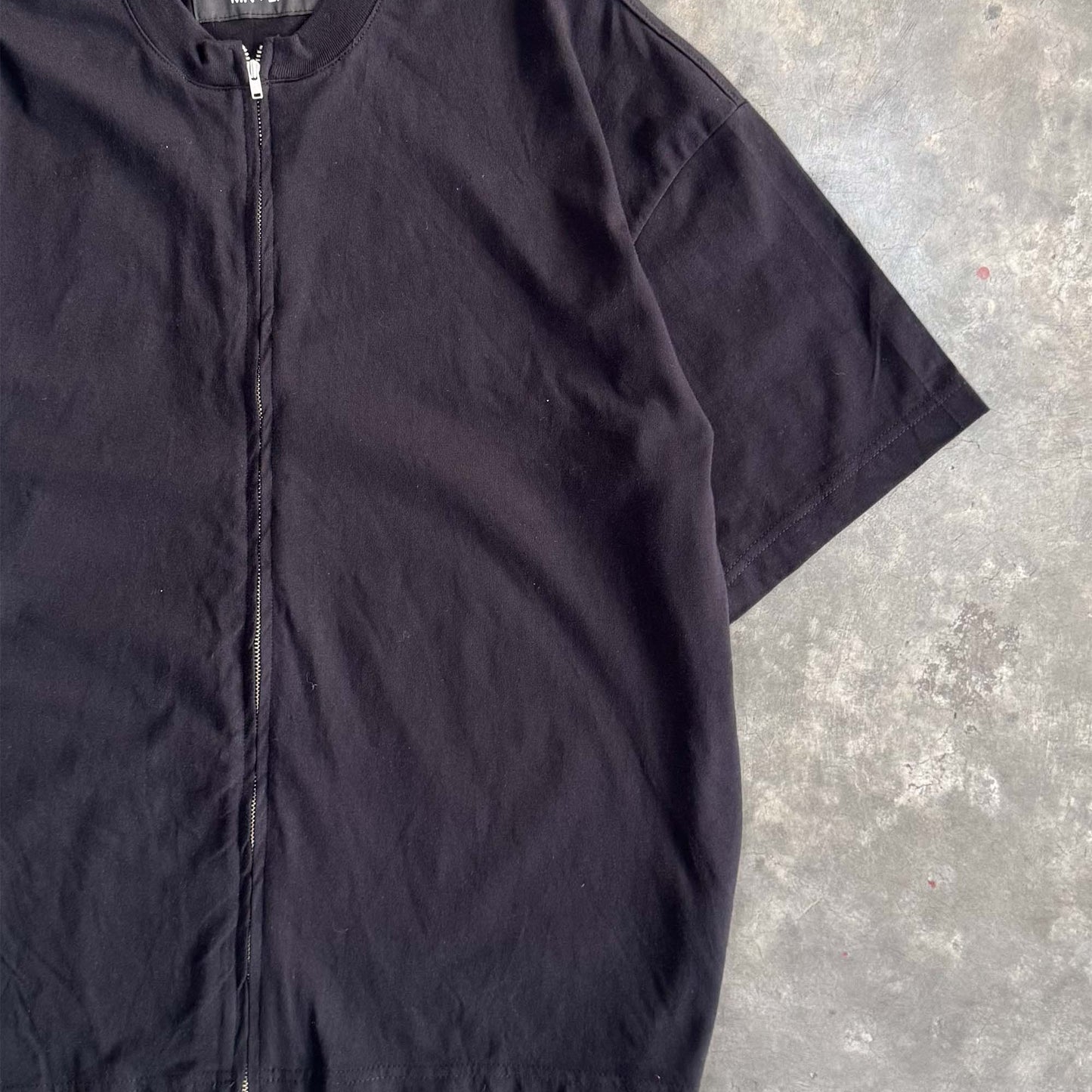 ZIP TEE SAMPLE