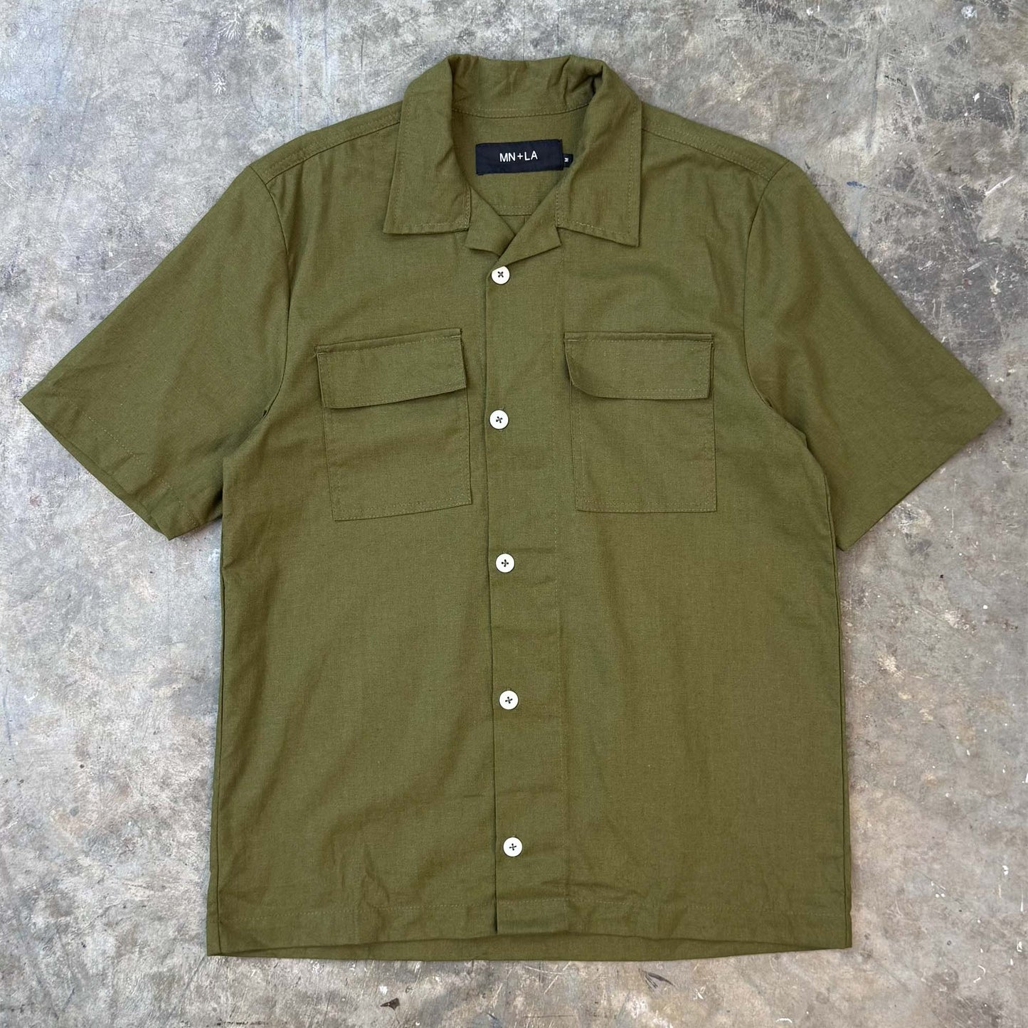 CUBAN COLLAR SHIRT IN OLIVE