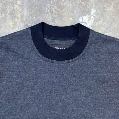 MOCK NECK TEE IN MIDNIGHT HEATHER
