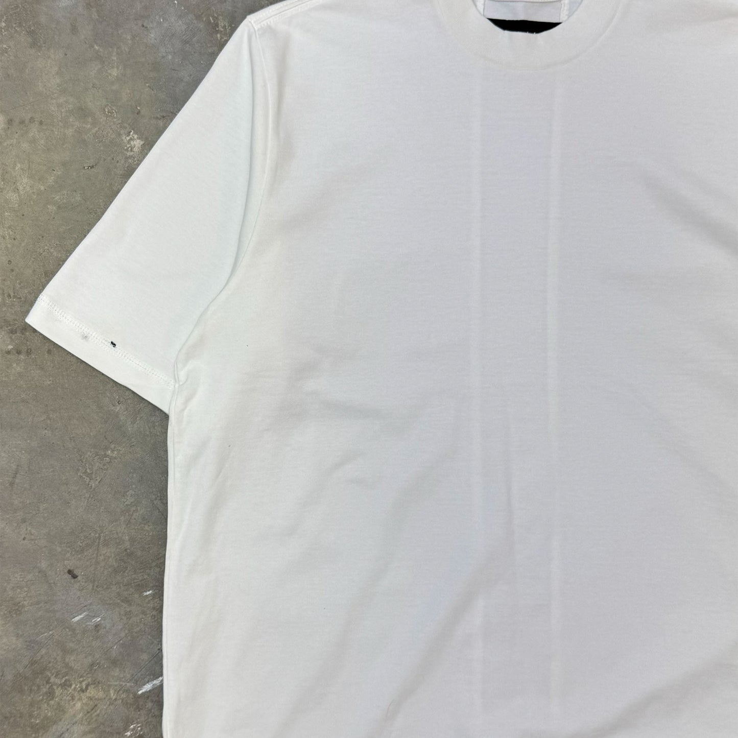 MN+LA™ MOCK NECK TEE SAMPLE 002
